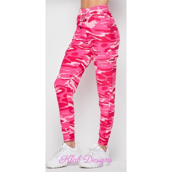 💗LAST 1! Pink Camo Cargo Brushed Joggers! - Picture 5 of 6
